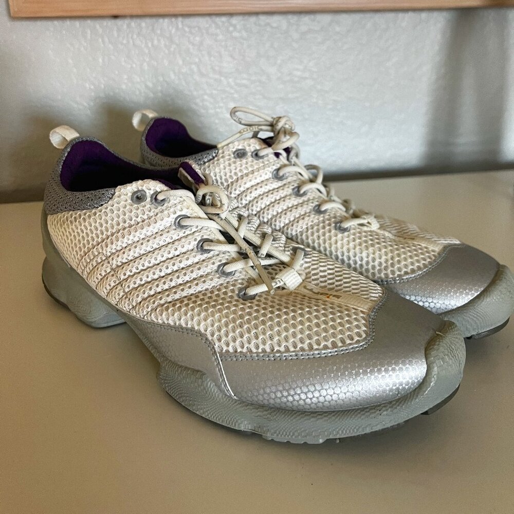 Ecco Biom Natural Motion Womens Size EU41 US10 NWOT